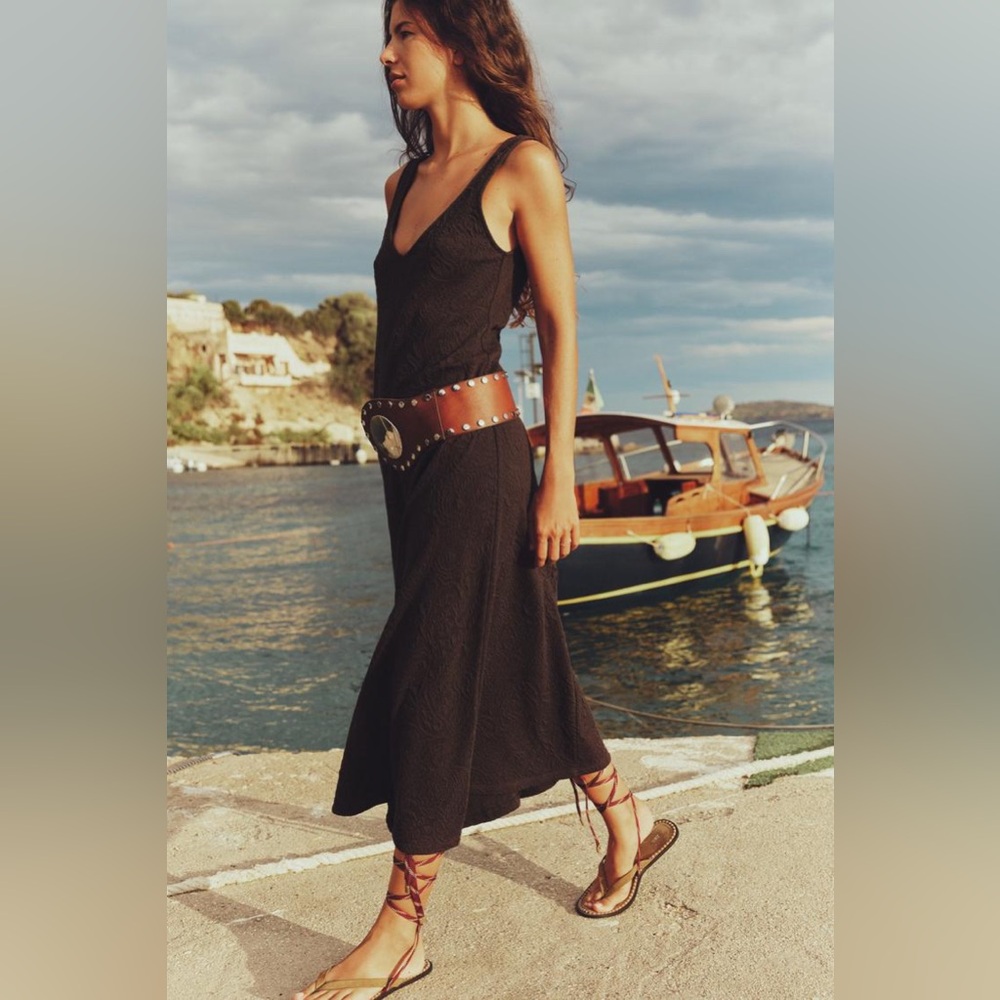 ZARA FLOWY JACQUARD DRESS